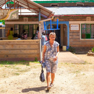 Besuch-von-anita-mwabasi-in-kenia
